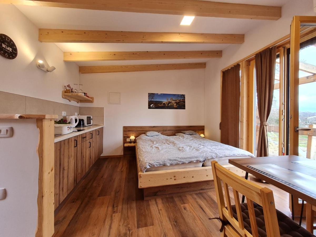 Panorama Glamping Vipavska Dolina Apartment Dobravlje Exterior photo