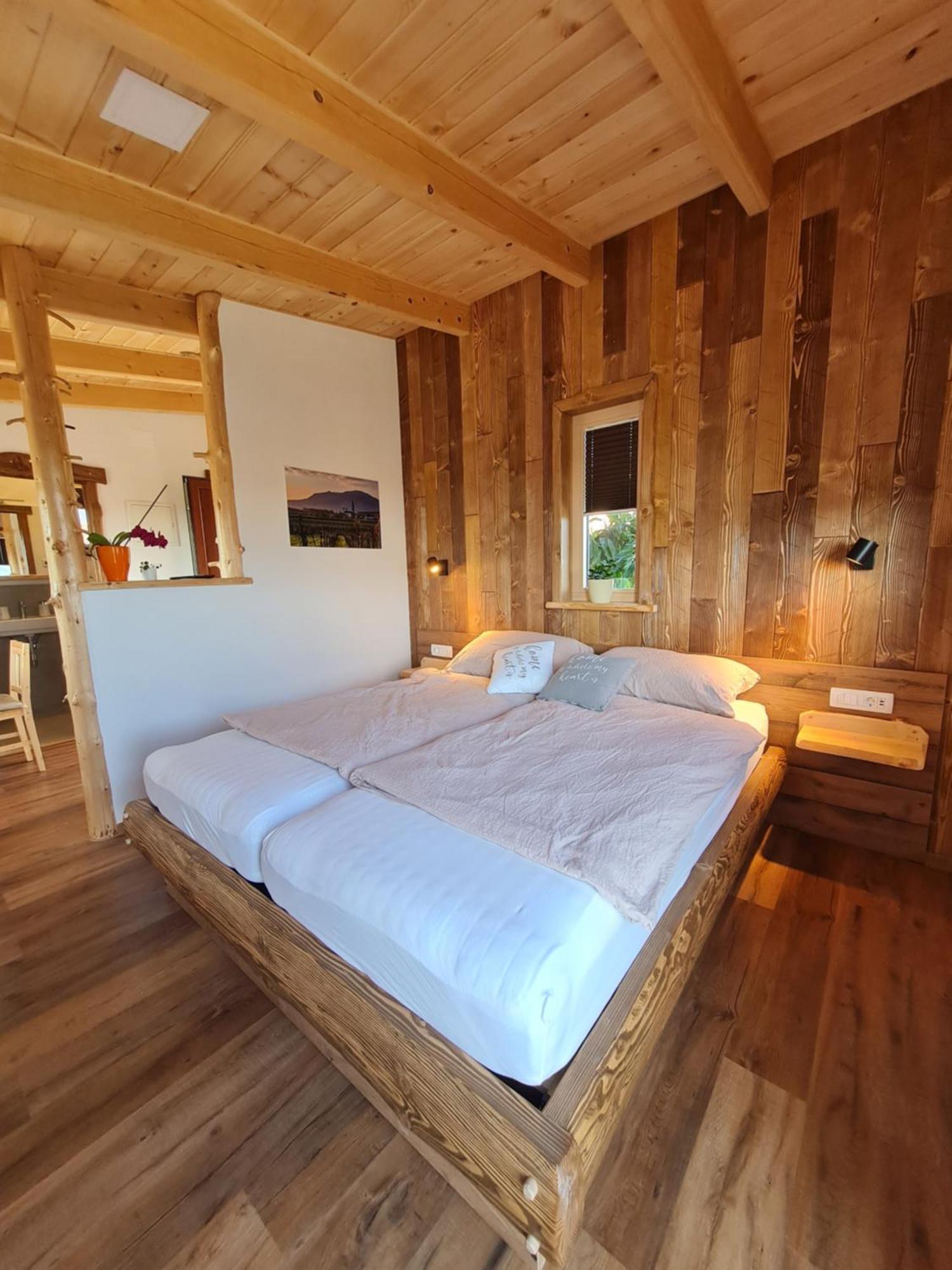 Panorama Glamping Vipavska Dolina Apartment Dobravlje Exterior photo